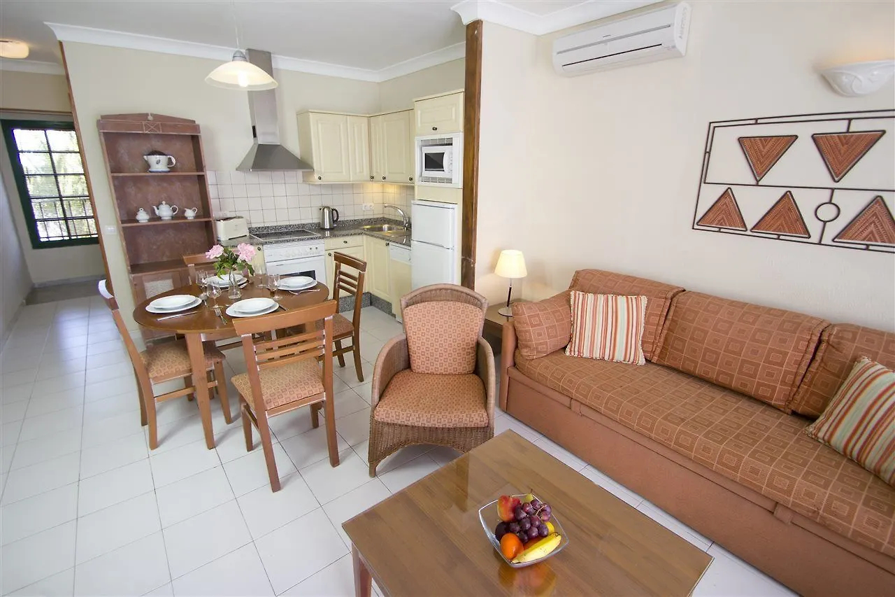 Aparthotel Club Del Carmen Puerto del Carmen  3*, Puerto del Carmen (Lanzarote) Španělsko