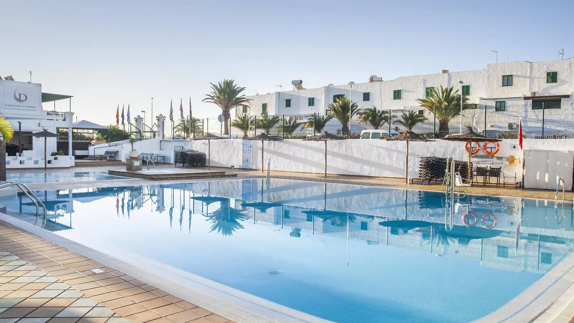 Aparthotel Club Del Carmen Puerto del Carmen  3*, Puerto del Carmen (Lanzarote) Španělsko